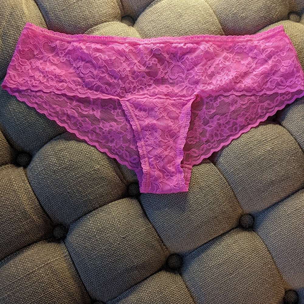 VS The Lacie Hip Hugger Panty